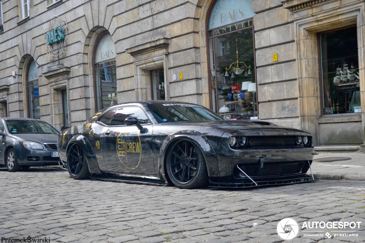 Dodge Challenger SRT Hellcat Liberty Walk Widebody