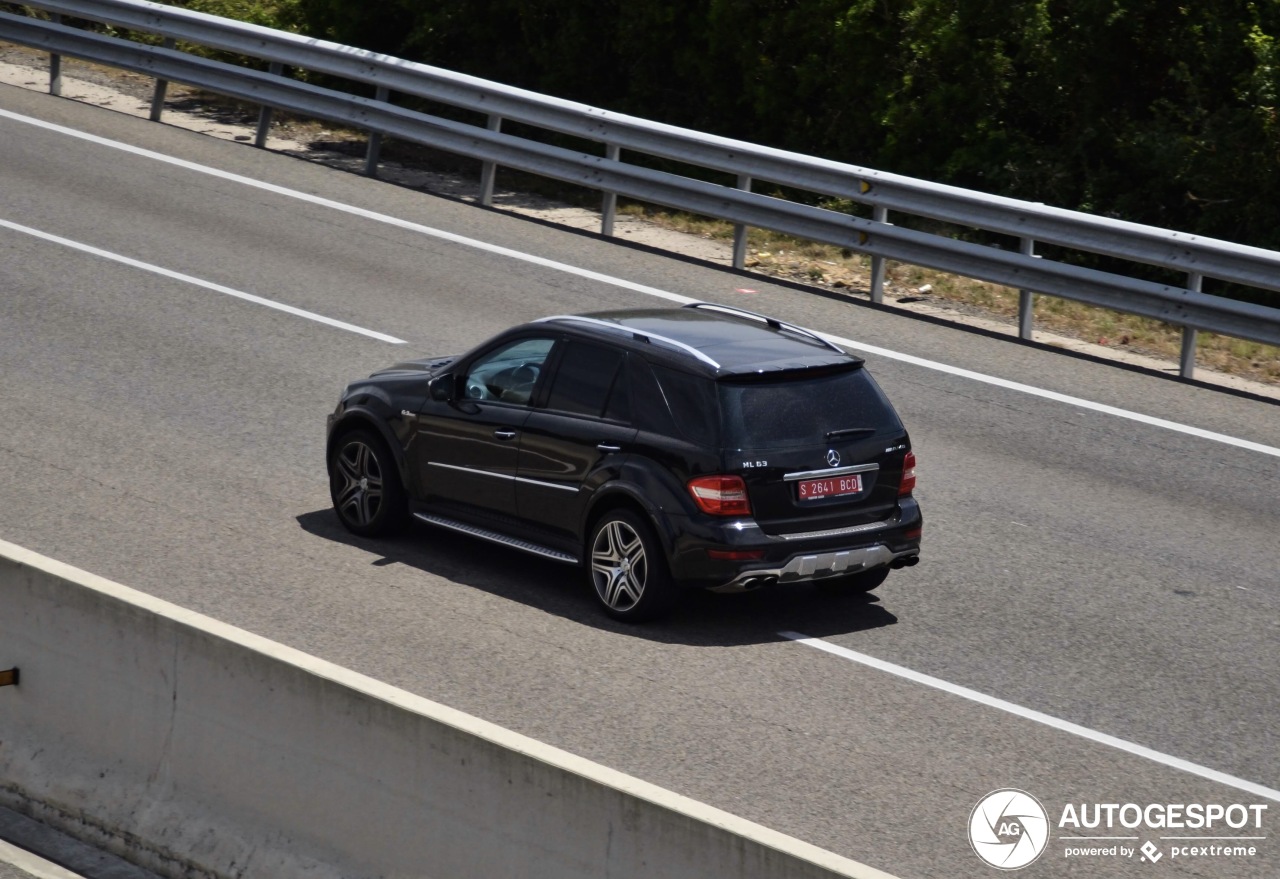 Mercedes-Benz ML 63 AMG W164 2009