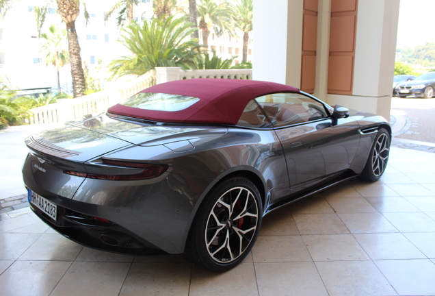 Aston Martin DB11 V8 Volante