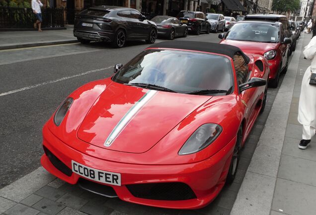 Ferrari Scuderia Spider 16M