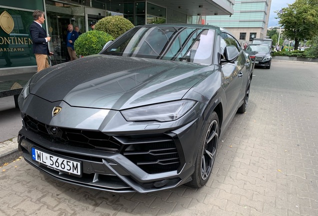 Lamborghini Urus