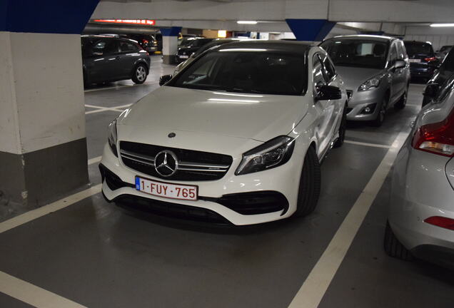 Mercedes-AMG A 45 W176 2015