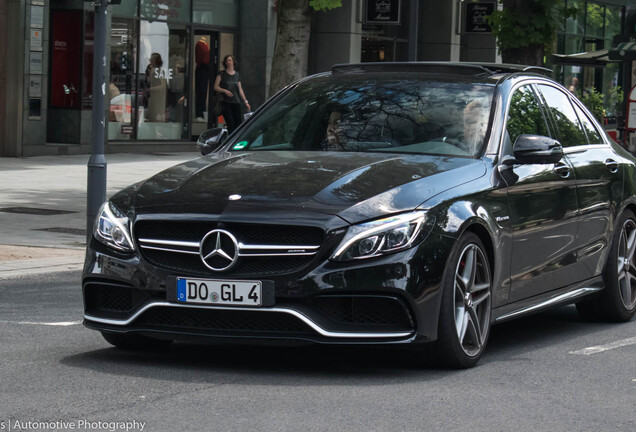 Mercedes-AMG C 63 S W205