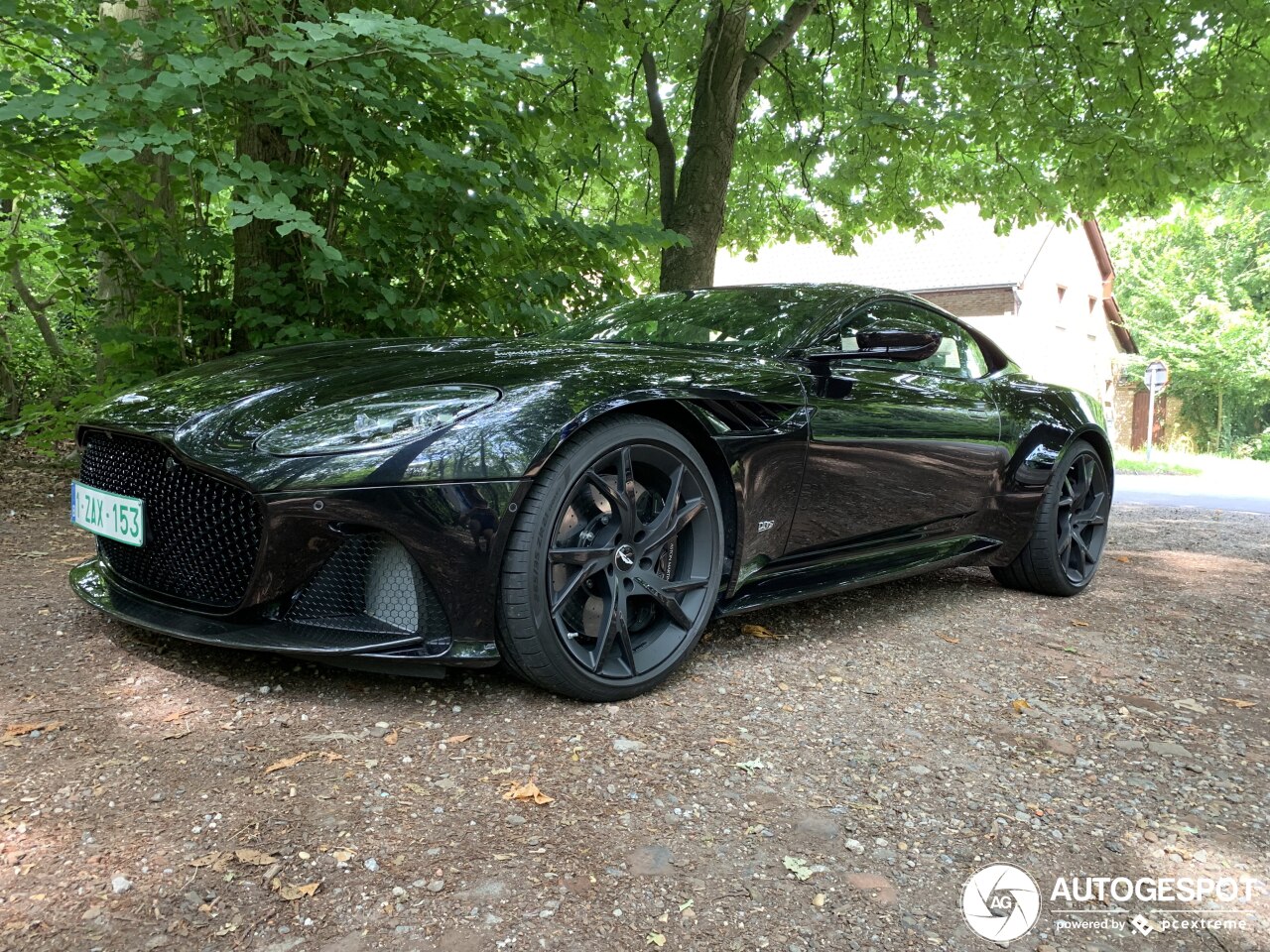 Aston Martin DBS Superleggera