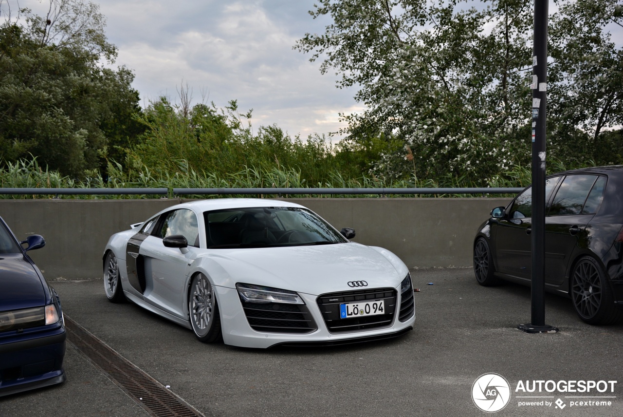 Audi R8 V10 Plus 2013