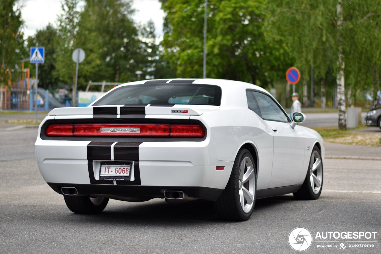 Dodge Challenger SRT-8 392