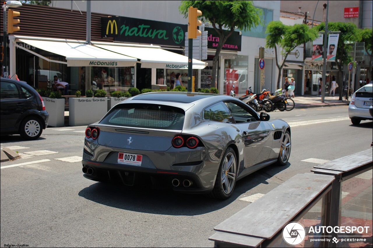 Ferrari GTC4Lusso