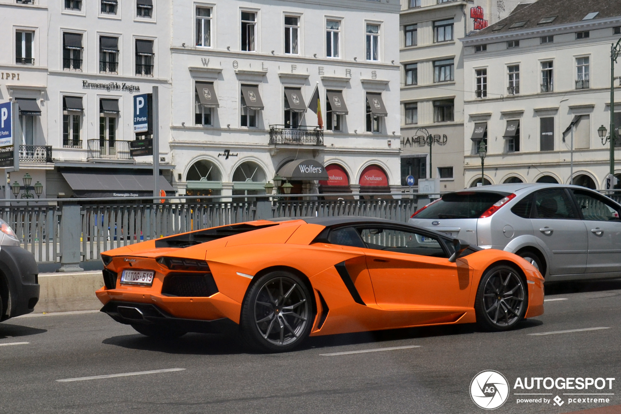 Lamborghini Aventador LP700-4