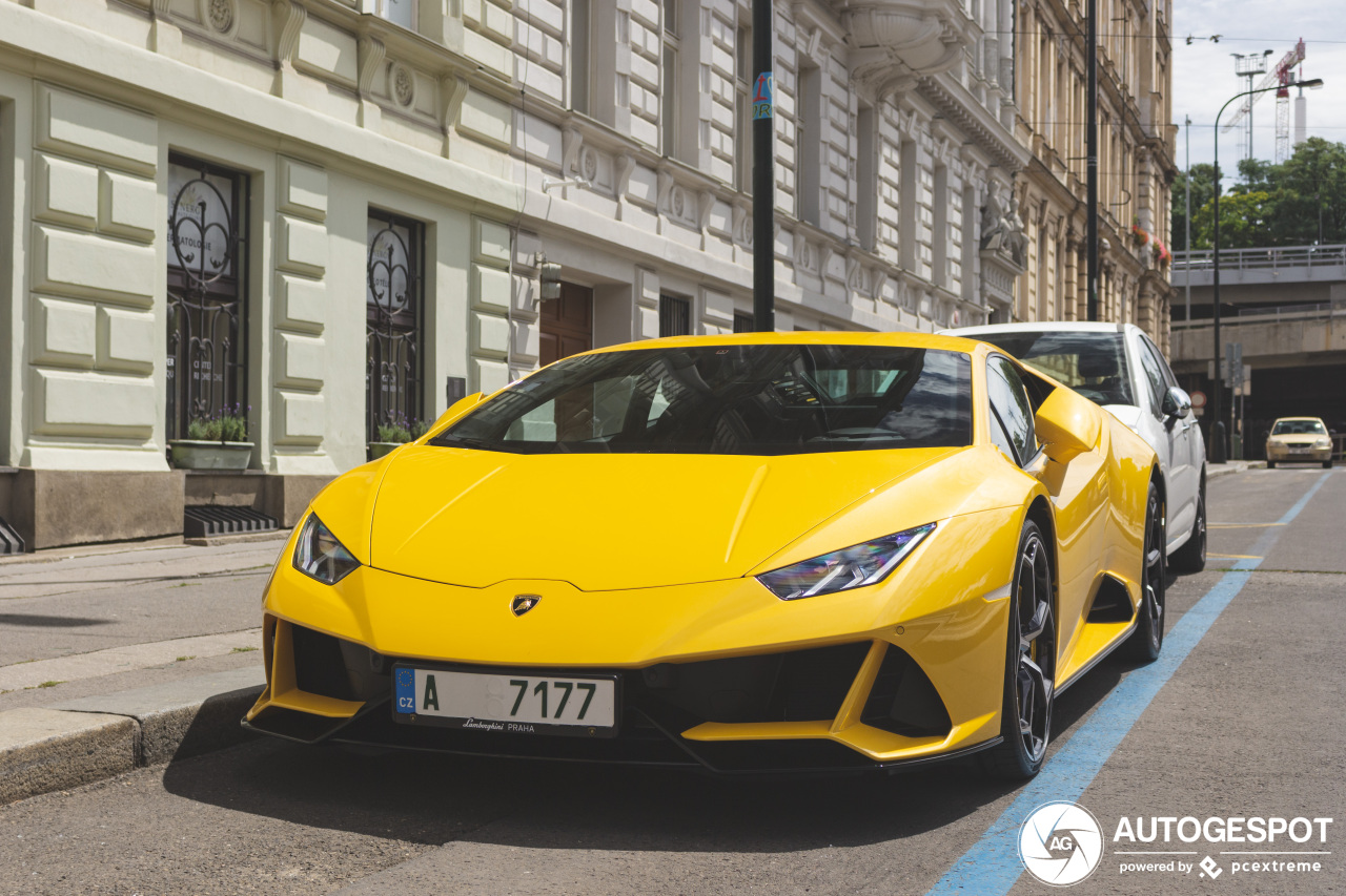 Lamborghini Huracán LP640-4 EVO