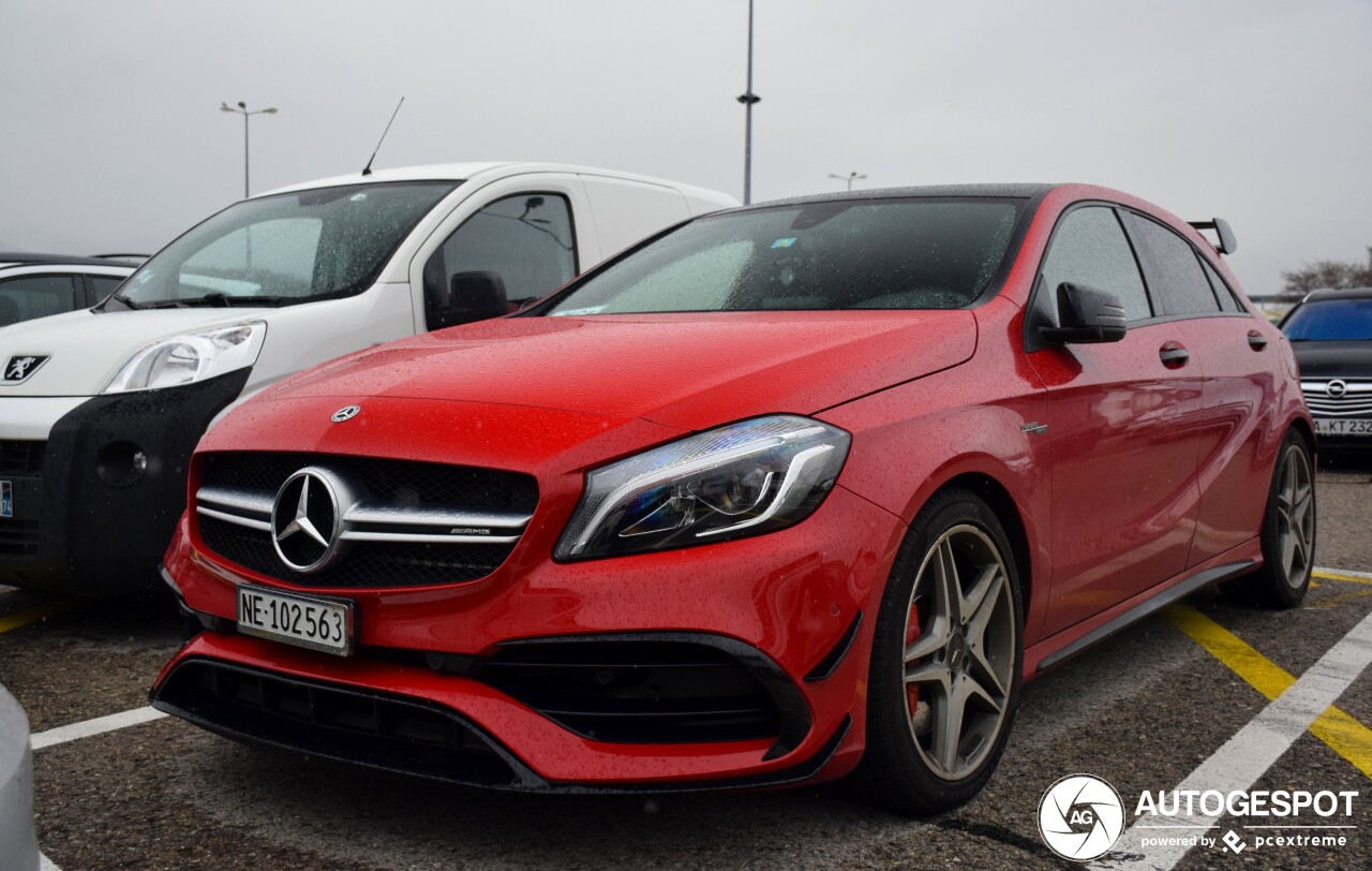 Mercedes-AMG A 45 W176 2015