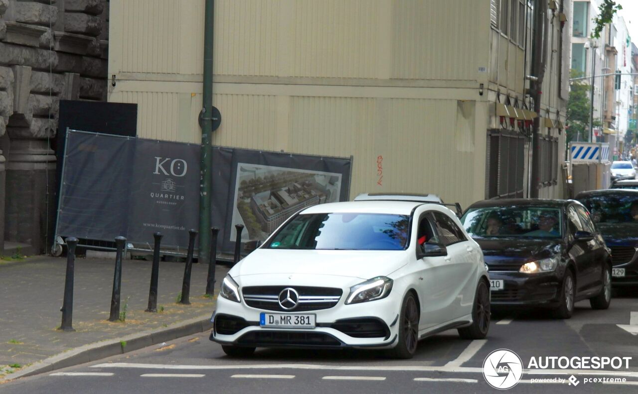 Mercedes-AMG A 45 W176 2015