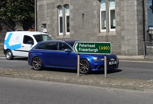 Audi RS4 Avant B8