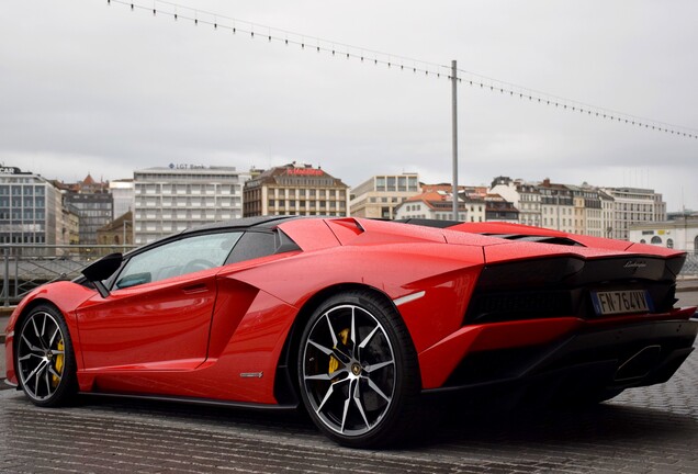 Lamborghini Aventador S LP740-4 Roadster