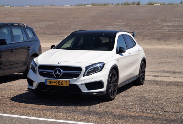 Mercedes-AMG GLA 45 X156