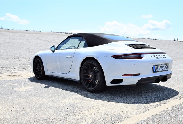 Porsche 991 Carrera 4 GTS Cabriolet MkII