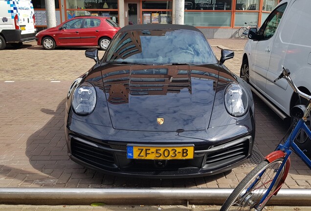 Porsche 992 Carrera 4S Cabriolet