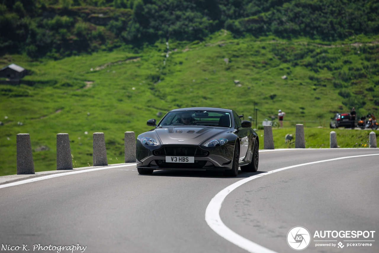 Aston Martin V12 Vantage S AMR