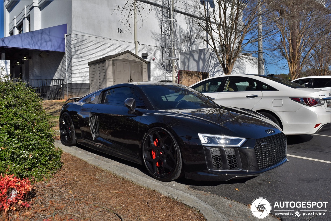 Audi R8 V10 Plus 2015