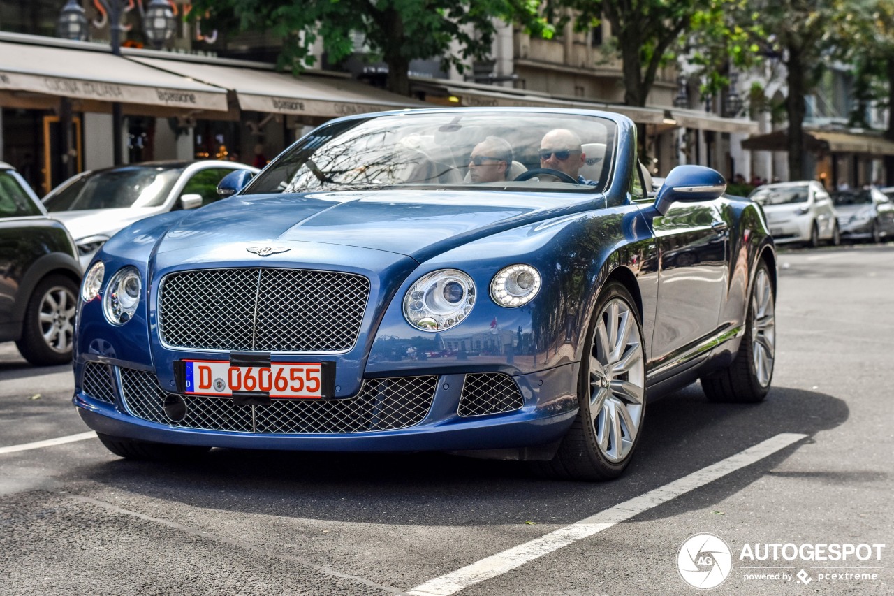 Bentley Continental GTC 2012