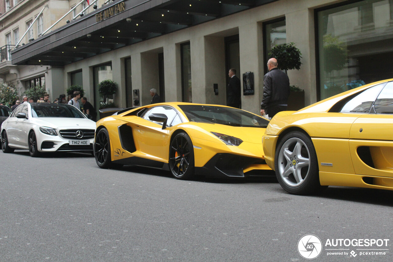 Lamborghini Aventador LP750-4 SuperVeloce