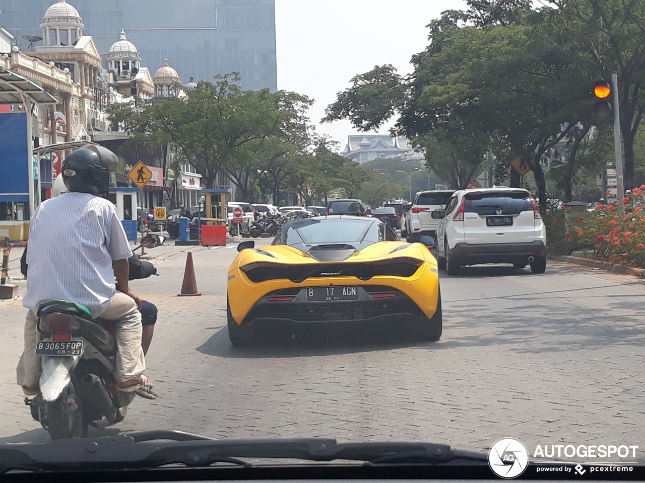 McLaren 720S