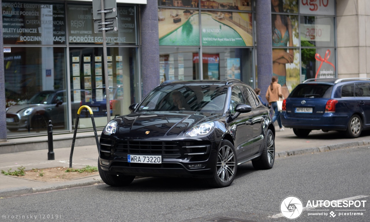 Porsche 95B Macan Turbo