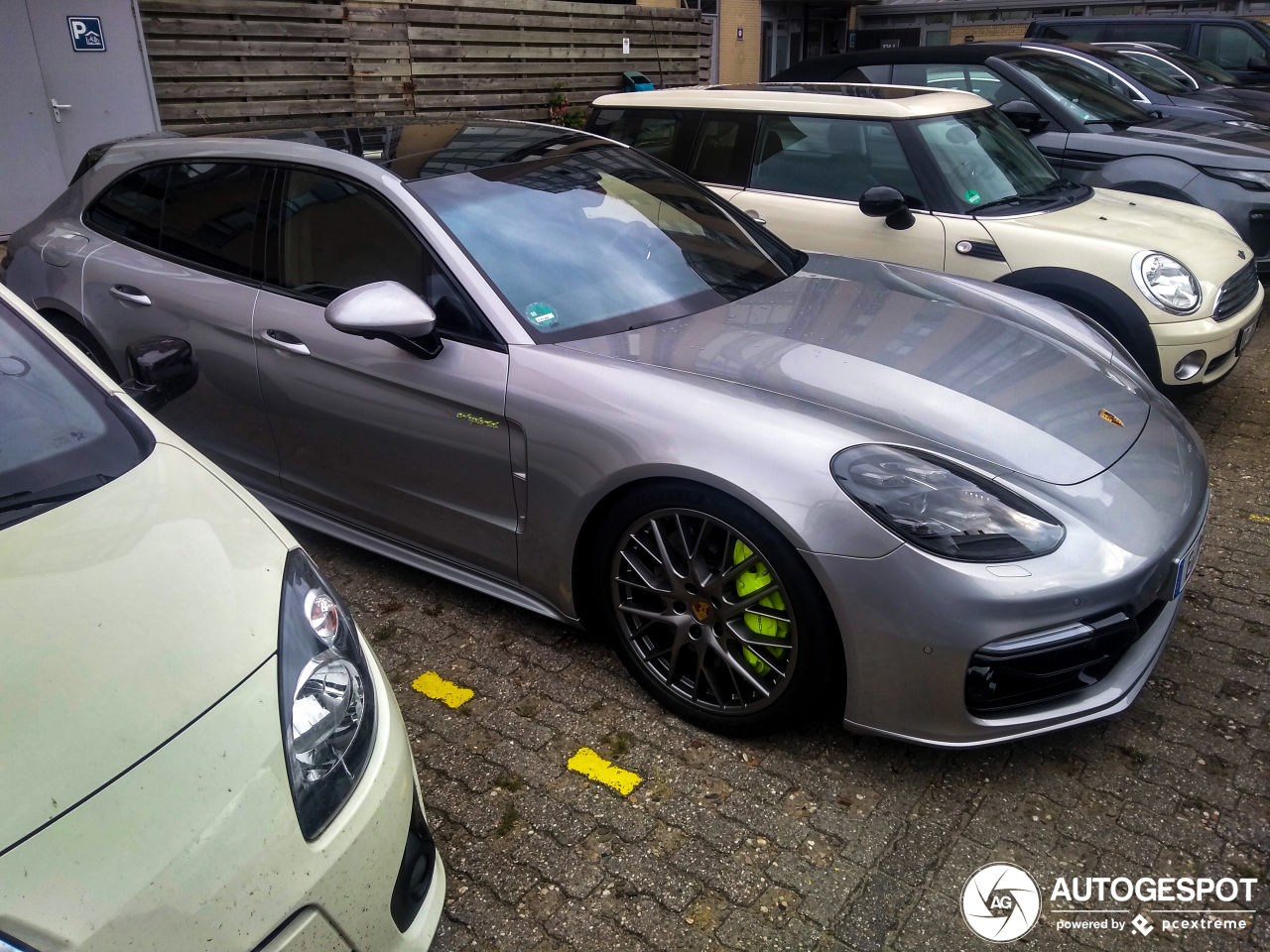 Porsche 971 Panamera Turbo S E-Hybrid Sport Turismo