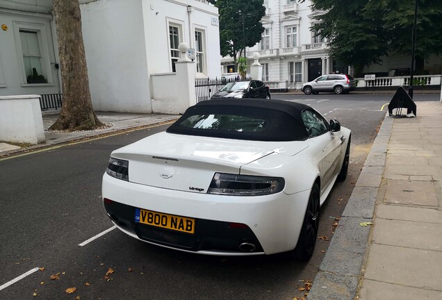 Aston Martin V8 Vantage Roadster 2012