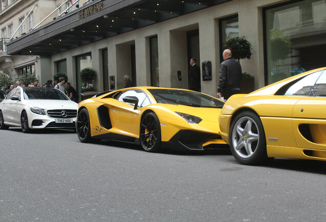 Lamborghini Aventador LP750-4 SuperVeloce