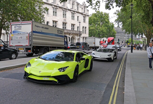 Lamborghini Aventador LP750-4 SuperVeloce