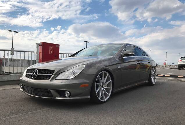 Mercedes-Benz CLS 63 AMG C219