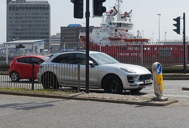 Porsche 95B Macan GTS