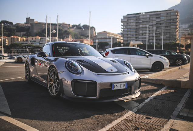 Porsche 991 GT2 RS Weissach Package