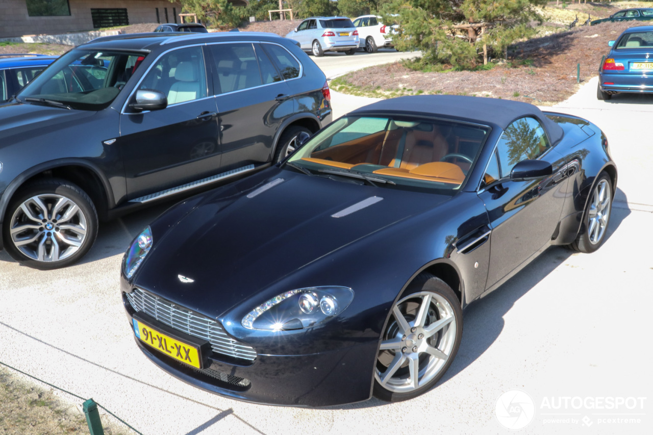 Aston Martin V8 Vantage Roadster