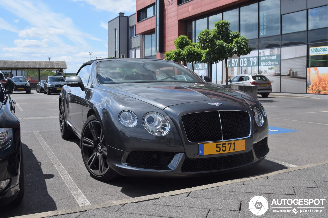 Bentley Continental GTC V8