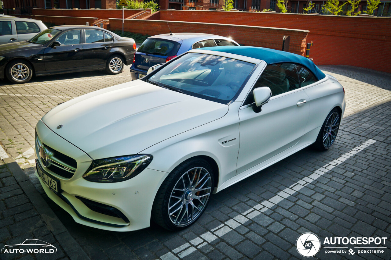 Mercedes-AMG C 63 S Convertible A205 Ocean Blue Edition