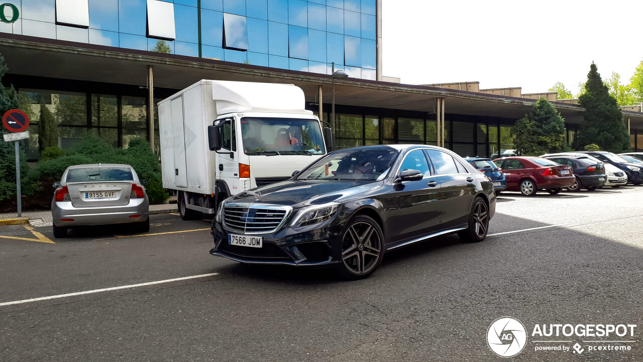 Mercedes-AMG S 63 V222