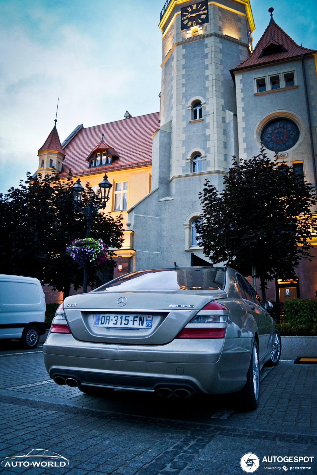 Mercedes-Benz S 63 AMG W221