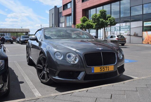 Bentley Continental GTC V8