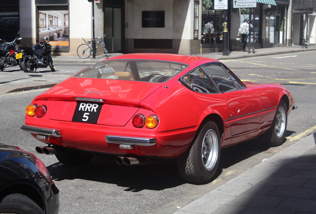 Ferrari 365 GTB/4 Daytona