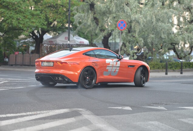 Jaguar F-TYPE R Coupé