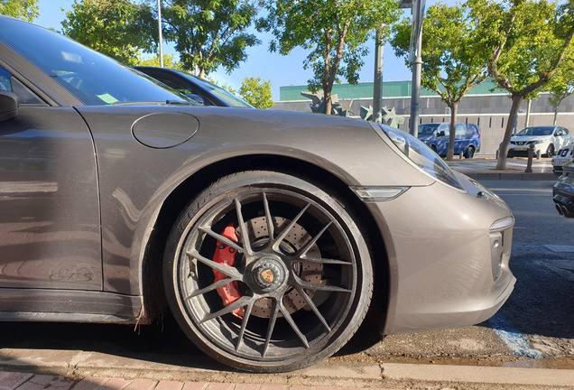 Porsche 991 Carrera 4 GTS Cabriolet MkII