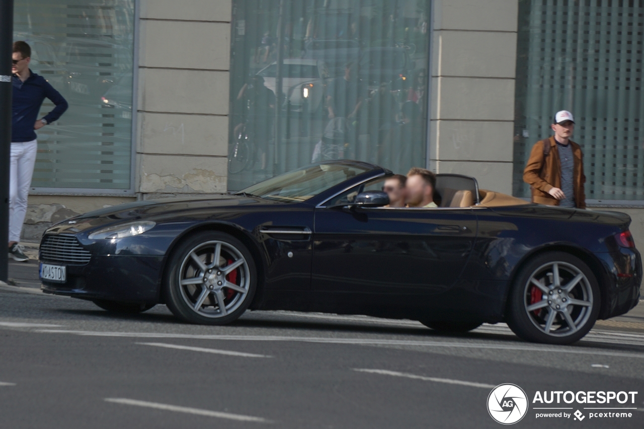 Aston Martin V8 Vantage Roadster