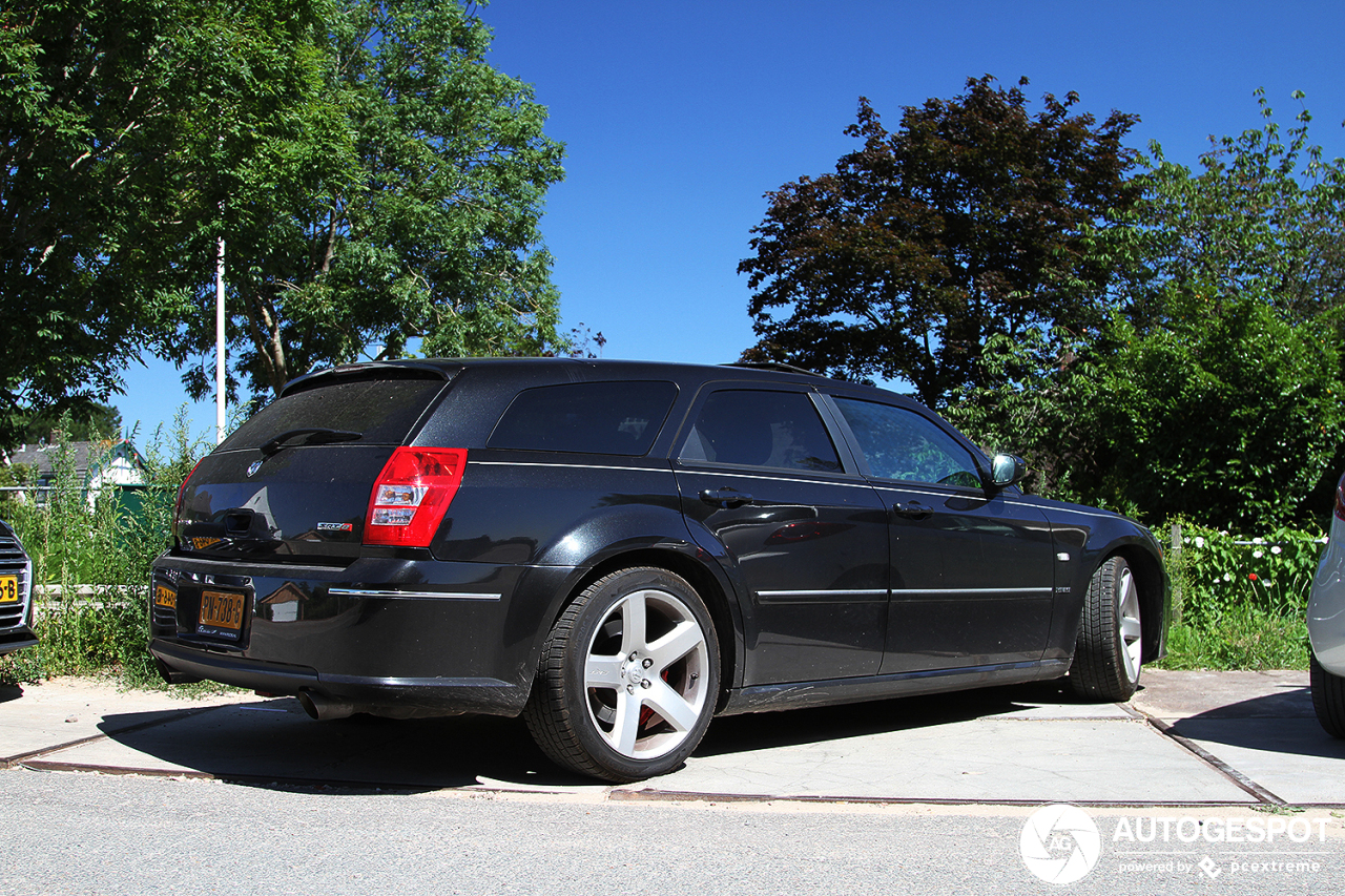 Dodge Magnum SRT-8