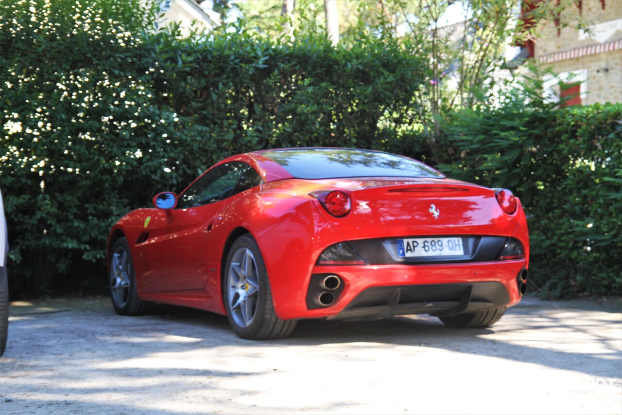 Ferrari California