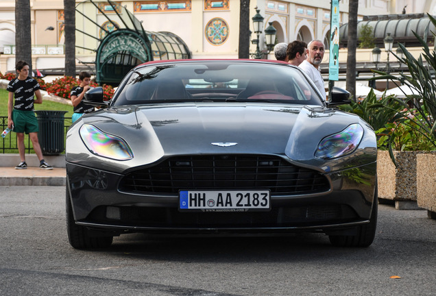 Aston Martin DB11 V8 Volante