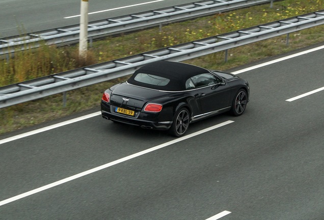 Bentley Continental GTC V8