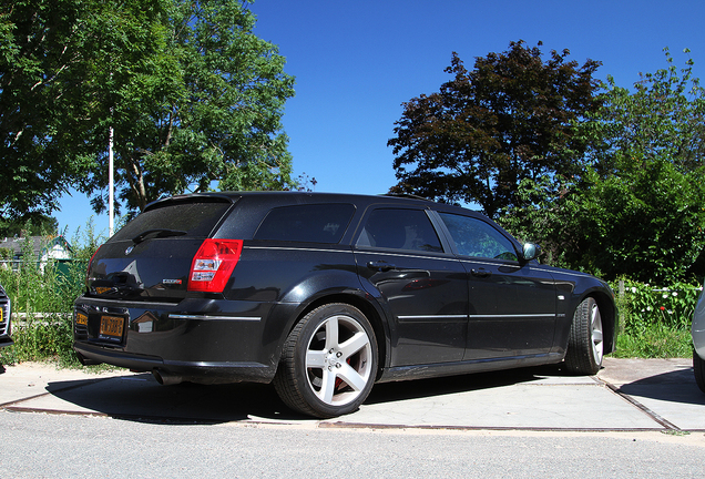 Dodge Magnum SRT-8