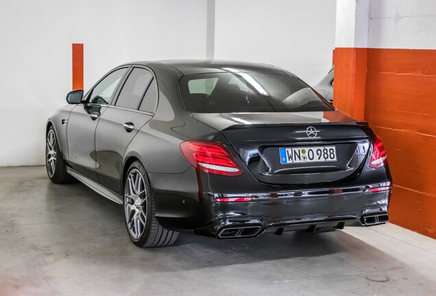 Mercedes-AMG E 63 S W213