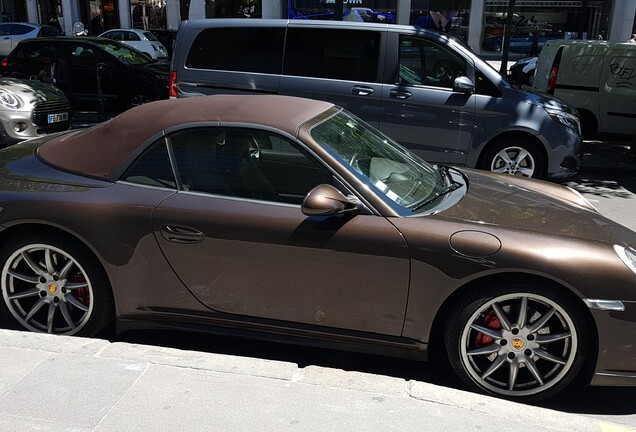 Porsche 997 Carrera 4 GTS Cabriolet